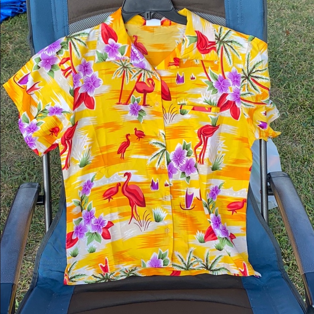 Hawaiian motif luau button up